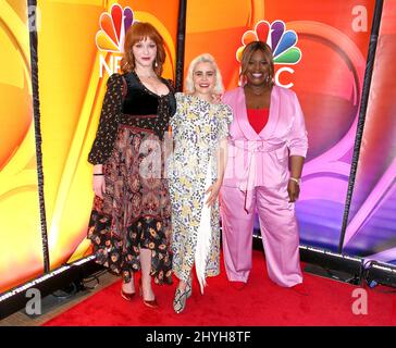 Christina Hendricks, Mae Whitman & Retta nahmen am Midseason Press Day von NBC Teil, der am 24. Januar 2019 im Four Seasons New York in New York City, NY, stattfand Stockfoto