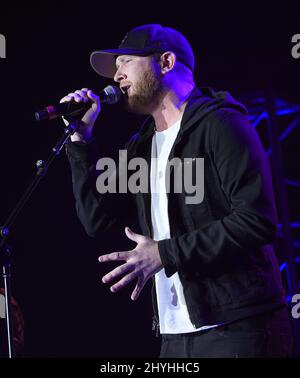 Cole Swindell tritt beim Eröffnungsessen zum 50.. Jahrestag des CRS auf, das von Warner Music Nashville im Omni Nashville Hotel veranstaltet wird Stockfoto