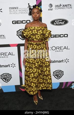 Kiki Layne nimmt an der Essence Celebrates Black Women in Hollywood-Veranstaltung im Beverly Wilshire Hotel in Los Angeles, Kalifornien, Teil Stockfoto