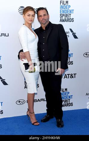 Lala Kent und Randall Emmett bei den Film Independent Spirit Awards 2019, die am 23. Februar 2019 am Santa Monica Beach in Santa Monica, CA, verliehen wurden. Stockfoto