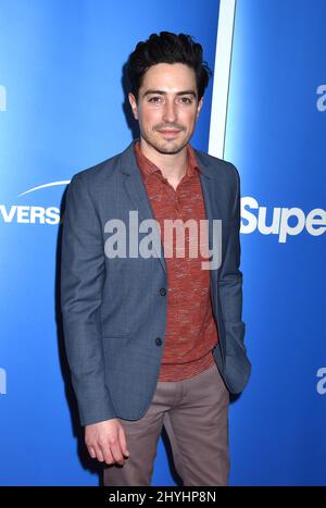 Ben Feldman kommt bei der Veranstaltung für den „Superstore“ im NBC Universal Lot an Stockfoto