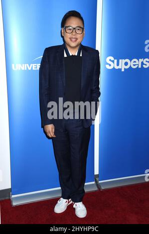 Nico Santos bei der Veranstaltung für den „Superstore“ im NBC Universal Lot im FYC Stockfoto