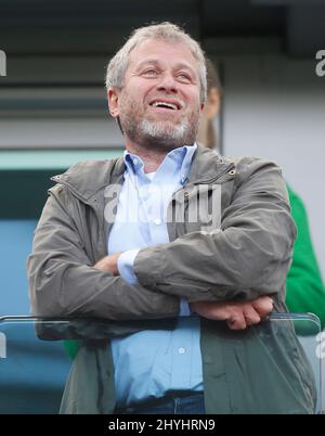 DATEI-PICS AUFGENOMMEN MAI 2015. London, England. 15.. März 2022. File Photo von Chelsea FC Besitzer Roman Abramovich, der von der britischen Regierung sanktioniert wurde. Roman im Chelsea / Crystal Palace im Mai 2015. Bild von: Jason Mitchell/Alamy Live News Stockfoto