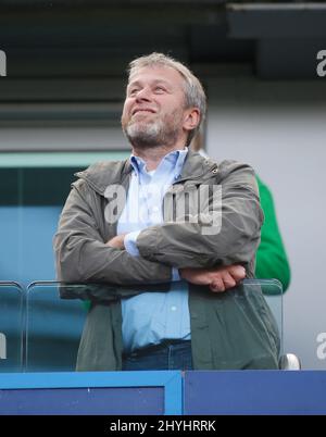 DATEI-PICS AUFGENOMMEN MAI 2015. London, England. 15.. März 2022. File Photo von Chelsea FC Besitzer Roman Abramovich, der von der britischen Regierung sanktioniert wurde. Roman im Chelsea / Crystal Palace im Mai 2015. Bild von: Jason Mitchell/Alamy Live News Stockfoto
