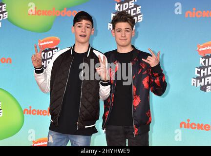Max & Harvey bei der Ankunft bei den Nickelodeon's Kids' Choice Awards 2019 im Galen Center am 23. März 2019 in Los Angeles, CA. Stockfoto