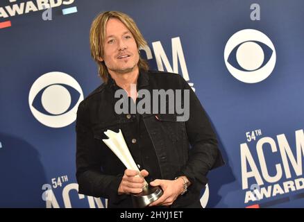 Keith Urban im Pressroom der Academy of Country Music Awards 54., die am 7. April 2019 in Las Vegas, NV, in der MGM Grand Garden Arena im MGM Grand Hotel & Casino abgehalten wurden. Stockfoto