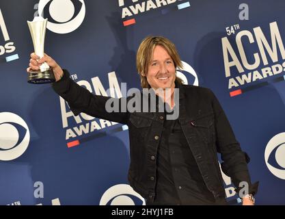 Keith Urban im Pressroom der Academy of Country Music Awards 54., die am 7. April 2019 in Las Vegas, NV, in der MGM Grand Garden Arena im MGM Grand Hotel & Casino abgehalten wurden. Stockfoto