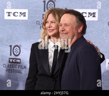 MEG Ryan und Billy Crystal nahmen an der 30.-jährigen Vorführung von „When Harry Met Sally“ bei der Eröffnungsgala des TCM Classic Film Festivals 2019 im TCL Chinese Theatre IMAX Teil Stockfoto