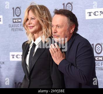 MEG Ryan und Billy Crystal nahmen an der 30.-jährigen Vorführung von „When Harry Met Sally“ bei der Eröffnungsgala des TCM Classic Film Festivals 2019 im TCL Chinese Theatre IMAX Teil Stockfoto