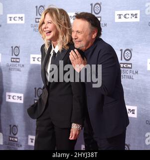 MEG Ryan und Billy Crystal nahmen an der 30.-jährigen Vorführung von „When Harry Met Sally“ bei der Eröffnungsgala des TCM Classic Film Festivals 2019 im TCL Chinese Theatre IMAX Teil Stockfoto