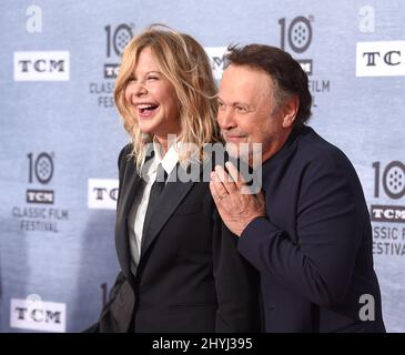 MEG Ryan und Billy Crystal nahmen an der 30.-jährigen Vorführung von „When Harry Met Sally“ bei der Eröffnungsgala des TCM Classic Film Festivals 2019 im TCL Chinese Theatre IMAX Teil Stockfoto