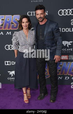 Frank Grillo und Wendy Moniz nahmen an der Weltpremiere von Avengers: Endgame Teil, die am 22. April 2019 im LA Convention Center in Los Angeles, Kalifornien, stattfand Stockfoto