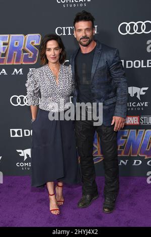 Frank Grillo und Wendy Moniz nahmen an der Weltpremiere von Avengers: Endgame Teil, die am 22. April 2019 im LA Convention Center in Los Angeles, Kalifornien, stattfand Stockfoto