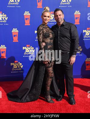 Lala Kent und Randall Emmett kommen am 15. Juni 2019 in Santa Monica, CA, zu den MTV Movie & TV Awards 2019 bei Barker Hanger. Stockfoto