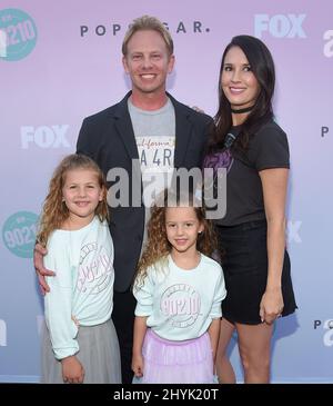 Ian Ziering, Erin Kristine Ludwig, Mia Loren Ziering und Penna Mae Ziering im BH90210 Peach Pit Pop-up auf der Melrose Ave. Am 3. August 2019 in Los Angeles, USA. Stockfoto