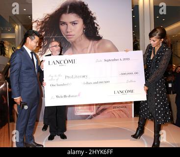 Zendaya besucht ihre 'Idole' von Lancome Fragrance-Vorstellung am 4. September 2019 in New York City, NY, auf dem Macy's Herald Square Stockfoto