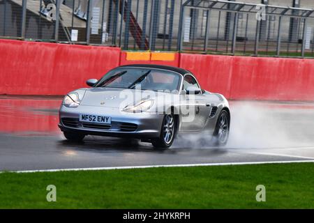 Chris Hudson, Porsche Boxster, Pomeroy Trophy, Vintage Sports Car Club, VSCC, Grand Prix Circuit, Silverstone, Towcester, England.Silverstone Northamp Stockfoto