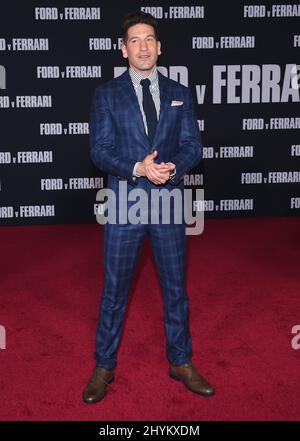 Jon Bernthal bei der Vorführung von Ford gegen Ferrari in Los Angeles im TCL Chinese Theatre am 04. November 2019 in Hollywood, CA. Stockfoto