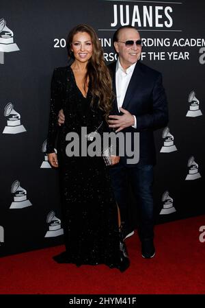 Thalia, Tommy Mottola bei der Latin Recording Academy 2019 Person des Jahres Gala im Premier Ballroom des MGM Grand Conference Center Stockfoto