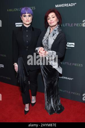 Kelly Osbourne und Sharon Osbourne bei einer Sondervorführung Von A Million Little Pieces in Los Angeles Stockfoto