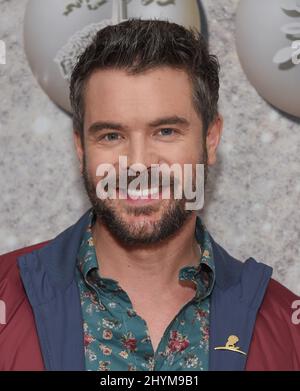 Charlie Weber bei der Feiertagsfeiertag der Brooks Brothers zu Ehren von St. Jude Stockfoto