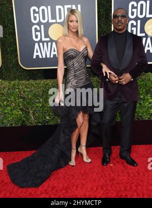 Eddie Murphy und Paige Butcher bei den Golden Globe Awards 77., die am 5. Januar 2020 im Beverly Hilton Hotel in Beverly Hills, Los Angeles, verliehen wurden. Stockfoto