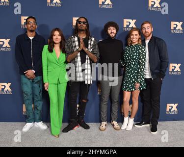 Travis Bennett, Christine Ko, GATA, Dave Burd, Taylor Misiak und Andrew Santino bei der Star Walk Winter Press Tour 2020 von FX Networks, die am 9. Januar 2020 im Langham Huntington Hotel in Pasadena, CA, stattfand. Stockfoto