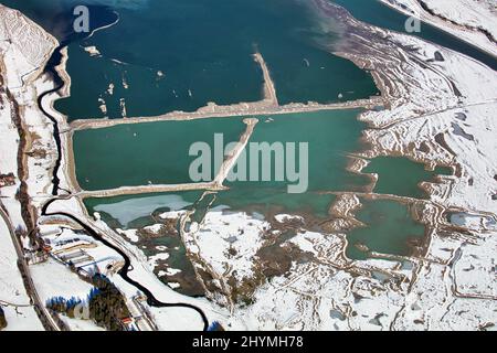 Forggensee im Winter, teilweise ohne Wasser, Luftaufnahme, 09.02.2022, Deutschland, Bayern, Allgäu, Füssen Stockfoto