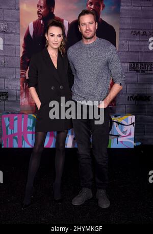 Elizabeth Chambers und Armie Hammer bei der Premiere von „Bad Boys for Life“ in Los Angeles im TCL Chinese Theatre Stockfoto