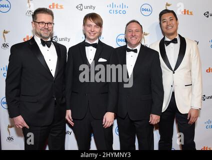 Paul Bailey, Greg Johnson, Scott Trowbridge und bei Yang nehmen an den Lumber Awards in Burbank, Kalifornien, Teil Stockfoto
