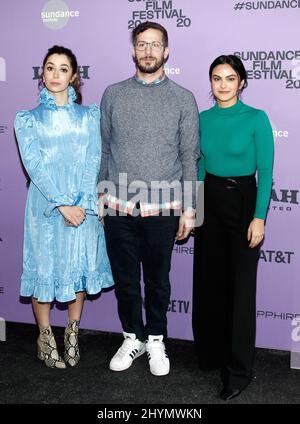 Cristin Milioti, Andy Samberg und Camila Mendes bei der Premiere von „Palm Springs“ während des Sundance Film Festivals 2020, das am 26. Januar 2020 im Library Center Theatre in Park City stattfand Stockfoto