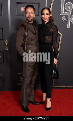 Sherri Sum und Kamar de los Reyes bei der Premiere von Netflix 'Locke and Key' im Ägyptischen Theater am 5. Februar 2020 in Hollywood, CA. Stockfoto