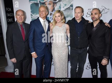 Javier Grajeda, Patrick Fabian, Rhea Seehorn, Bob Odenkirk und Michael Mando bei AMCs Special Premiere Event zur „Better Call Saul“-Saison 5, das am 5. Februar 2020 in Hollywood, CA, in den ArcLight Cinemas Hollywood stattfand. Stockfoto