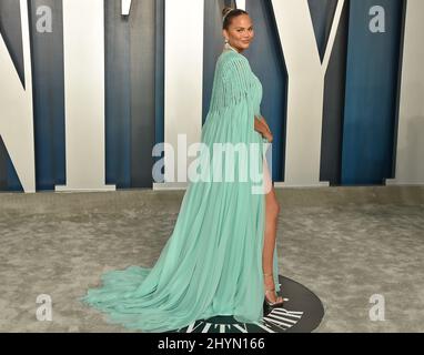 Chrissy Teigen bei der Vanity Fair Oscar Party 2020, die am 9. Februar 2020 im Wallis Annenberg Center for the Performing Arts in Beverly Hills, CA, stattfand. Stockfoto