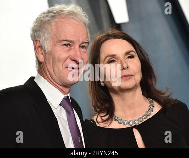 John McEnroe und Patty Smyth nahmen an der Vanity Fair Oscar Party 2020 im Wallis Annenberg Center for the Performing Arts in Beverly Hills, Kalifornien, Teil Stockfoto