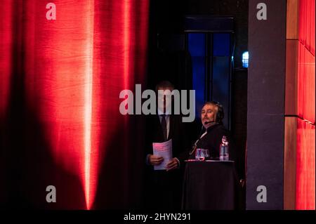 Paris, Frankreich. 15. März 2022. Der französische Präsidentschaftskandidat Jean Lassalle spricht während eines Treffens der AMF (Association des maires de france) am 15. märz 202é in Paris Foto von Eliot Blondt/ABACAPRESS.COM Quelle: Abaca Press/Alamy Live News Stockfoto