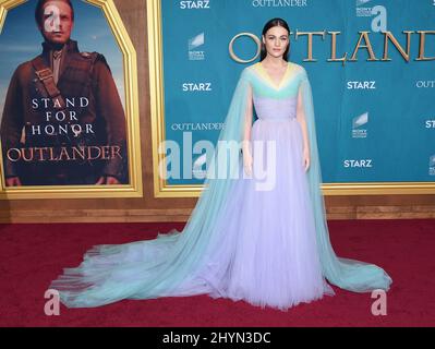 Sophie Skelton bei der fünften Staffel von Outlander in Los Angeles, Kalifornien Stockfoto