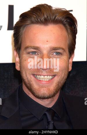 EWAN MCGREGOR NIMMT AN DER PREMIERE VON „DOWN WITH LOVE“ IM TRIBECA PERFORMING ARTS CENTER, NEW YORK, TEIL. BILD: BRITISCHE PRESSE Stockfoto