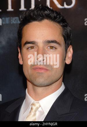 Jesse Bradford nimmt an der Premiere von „Flags of Our Fathers“ in Beverly Hills Teil. Bild: UK Press Stockfoto