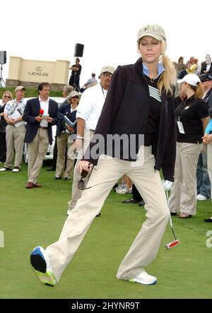 Heather Locklear nimmt am jährlichen Michael Douglas & Friends Celebrity Golf Event 8. im Trump National Golf Club, Kalifornien, Teil. Bild: UK Press Stockfoto