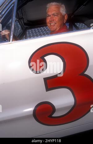 Junior Johnson mit seinem Chevrolet mit Magic-Motor auf dem North Wilesboro Speedway. NAScaar Legend fotografiert im Jahr 2003 Stockfoto