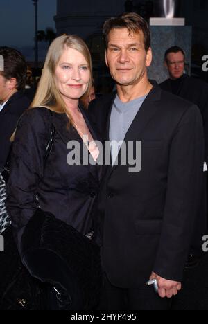 Patrick Swayze und Frau Lisa nehmen an den Rodeo Drive Walk of Style Awards Teil. Bild: UK Press Stockfoto