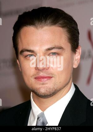 Leonardo DiCaprio nimmt an der Premiere von „The Aviator“ in Los Angeles Teil. Bild: UK Press Stockfoto