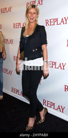 Nicky Hilton nimmt an der Brandon Davis Jean by Replay Launch Party in Hollywood Teil. Bild: UK Press Stockfoto