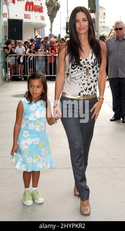 Courteney Cox Arquette besucht die „Barnyard“-Weltpremiere in Hollywood. Bild: UK Press Stockfoto