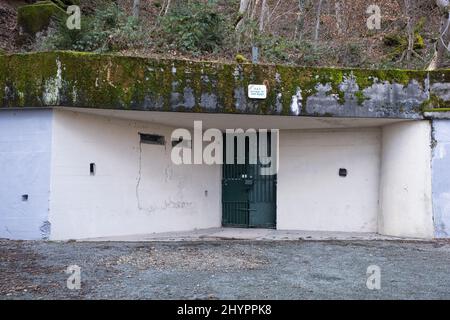 Belfort, Frankreich - 19. Februar 2022: Dieser Bunker war Teil der französischen Maginot-Linie. Es hat ein unterirdisches Netz. Es diente als Befehl Stockfoto