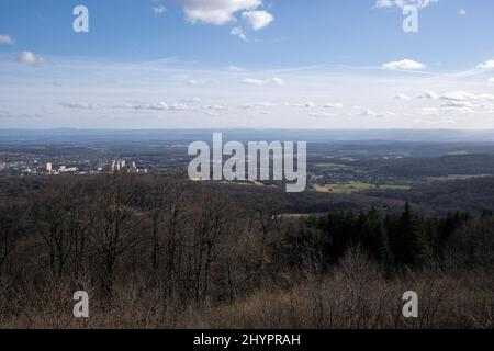 Belfort, Frankreich - 19. Februar 2022: Fort du Salbert (Lefebvre). Es ist Teil der befestigten Region Belfort in der Bourgogne-Franche-Comte. Wählen Sie Stockfoto