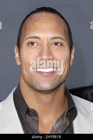 Dwayne Johnson nimmt an der Weltpremiere von „The Game Plan“ der Walt Disney Studios im El Capitan Theatre in Hollywood, Los Angeles, CA, Teil. Stockfoto