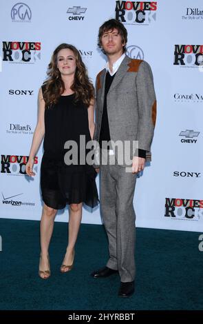 Alicia Silverstone und ihr Mann Christopher Jarecki nehmen an der Filmfestspiele „Rock a Feier der Musik im Film“ im Kodak Theatre, LA, Teil. Stockfoto