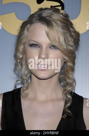 Taylor Swift nimmt an den Nominierungsbekanntmachungen für die Annual Grammy Awards 50. Teil, die an der Music Box in Los Angeles, CA, abgehalten werden. Stockfoto
